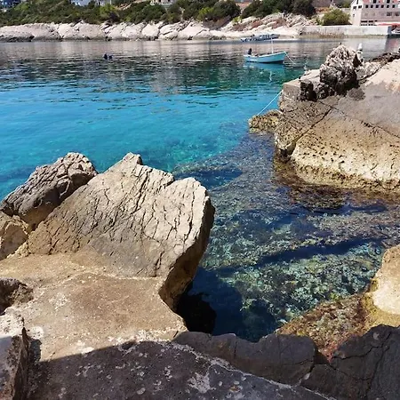 Vedran Seafront Appartement
