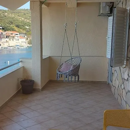 Vedran Seafront * 扎瓦拉提卡