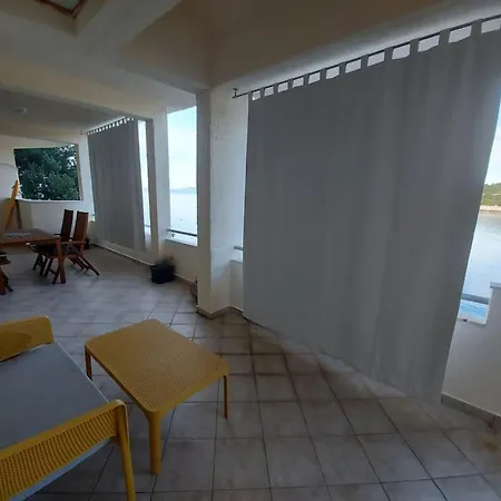 아파트 Vedran Seafront *